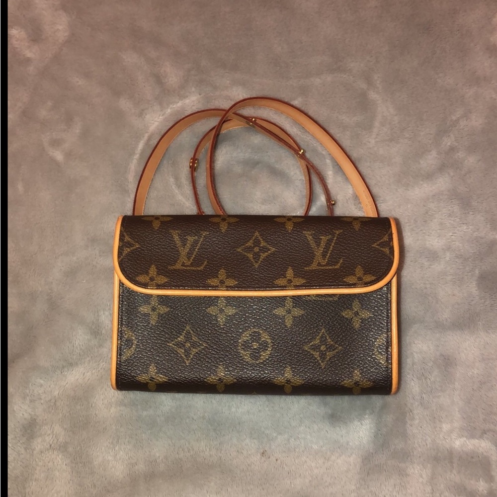 Authentic Louis Vuitton Monogram Pochette Florentine Belt Bag